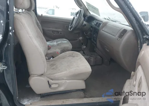 2003 Toyota Tacoma from USA, damaged, VIN 5TEWM72N53Z239130